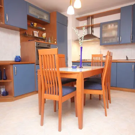 Karlo Near The Beautiful Znjan * 斯普利特