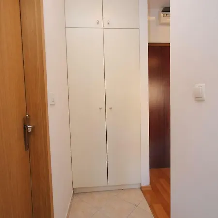 Karlo Near The Beautiful Znjan Lägenhet