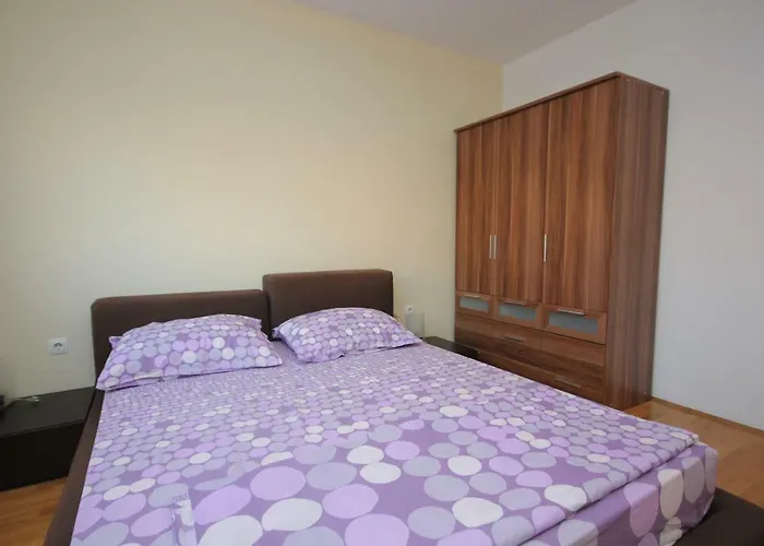 Karlo Near The Beautiful Znjan Lägenhet *