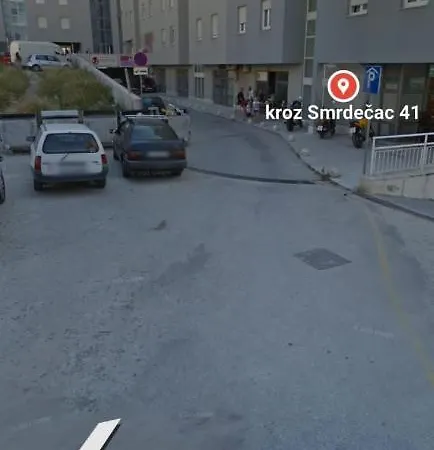 Apartmán Karlo Near The Beautiful Znjan *